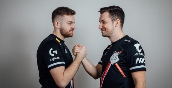 老虎吓到我了！老虎和兔子接连击败AD， Oh My God 时钟工 + 噩梦没有机会获胜， Weibo Gaming 赢得了第一场比赛